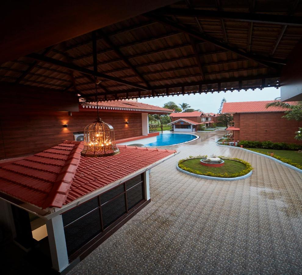 Sea Queen Beach Resort & Spa 콜바 외부 사진