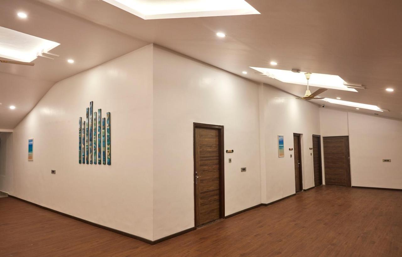 Sea Queen Beach Resort & Spa 콜바 외부 사진